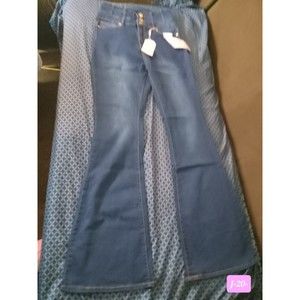 CUTIE PIE JEANS COLOR DARK DENIM , STRETCH  SIZE (13) Flared